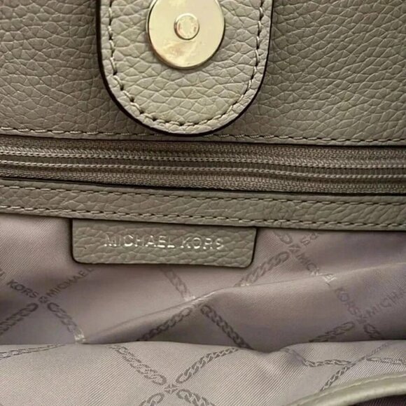 MICHAEL KORS CONVERTIBLE GREY PEBBLED CROSSBODY PURSE SHOULDER BAG SILVER ACCENT - Picture 10 of 12